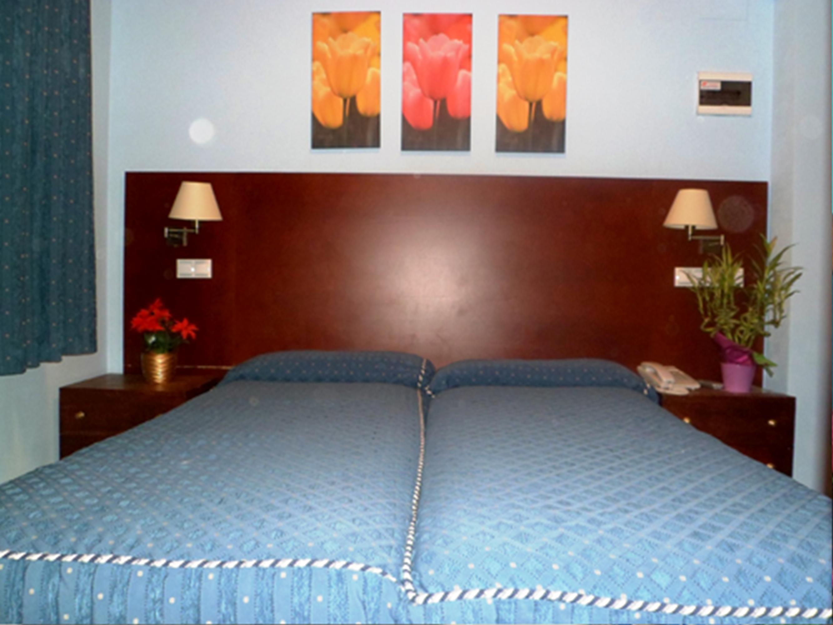 Auto Check In Hotel Las Nieves ฮากา ภายนอก รูปภาพ