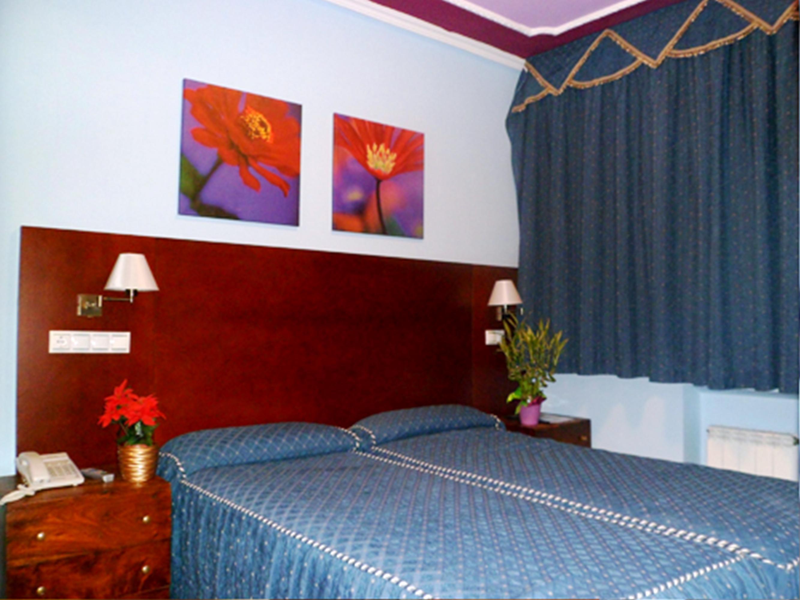 Auto Check In Hotel Las Nieves ฮากา ภายนอก รูปภาพ