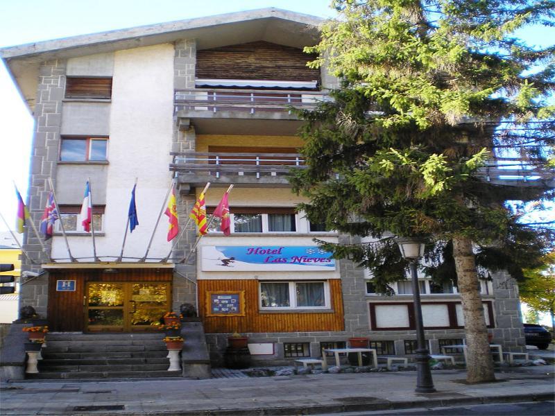 Auto Check In Hotel Las Nieves ฮากา ภายนอก รูปภาพ