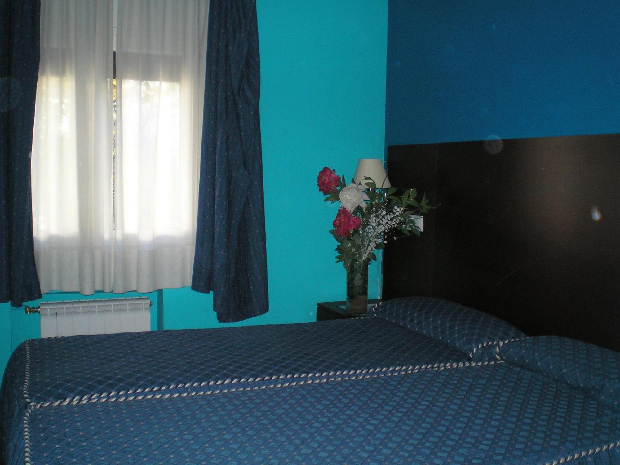 Auto Check In Hotel Las Nieves ฮากา ภายนอก รูปภาพ