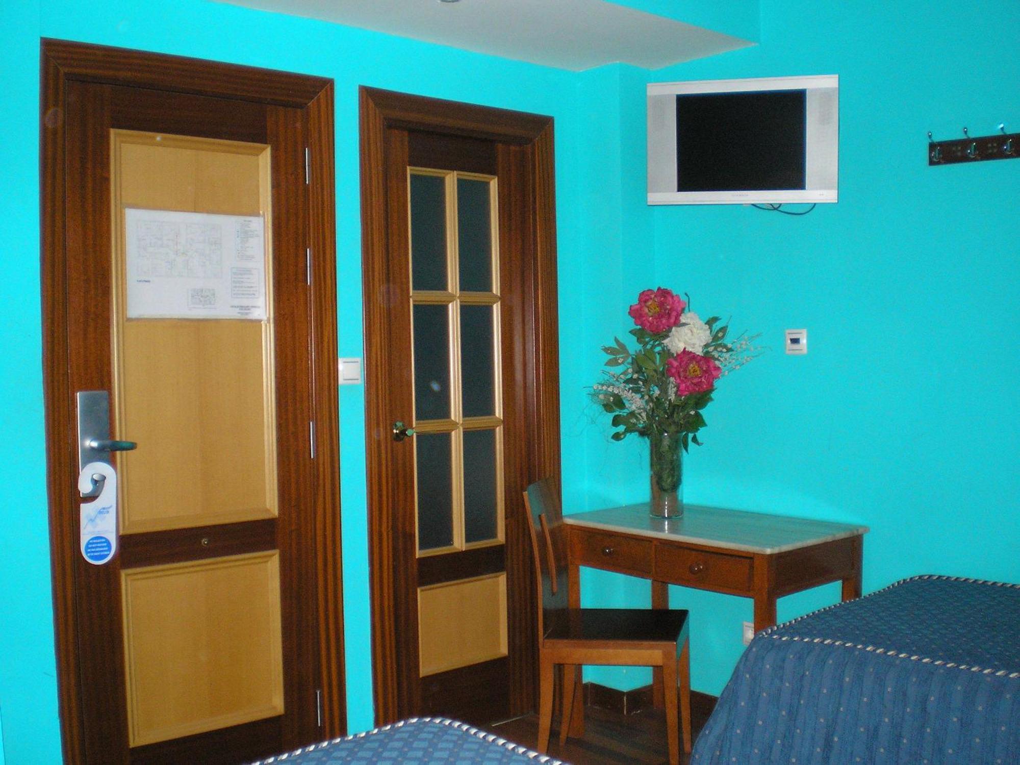 Auto Check In Hotel Las Nieves ฮากา ภายนอก รูปภาพ
