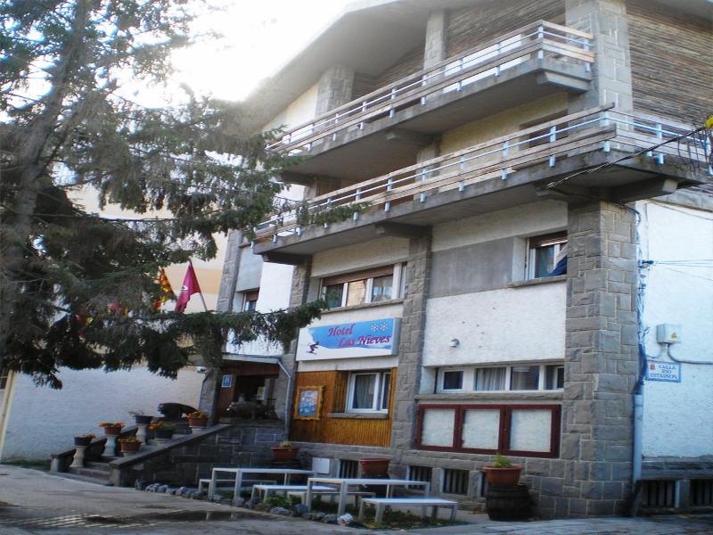 Auto Check In Hotel Las Nieves ฮากา ภายนอก รูปภาพ